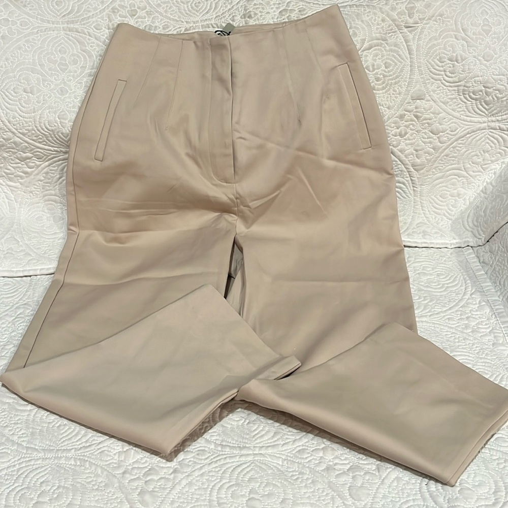 Love Bonito pants, size‎ small/4, NWT